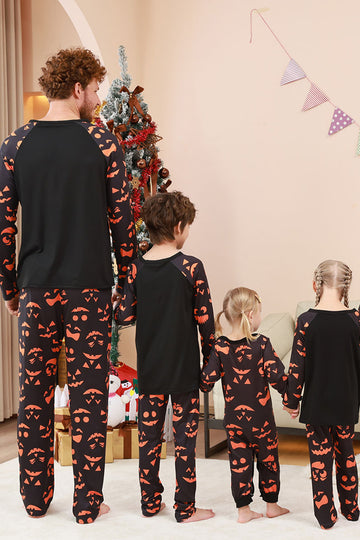 Conjunto de pijama familiar de Halloween estampado con estampado de truco o trato negro
